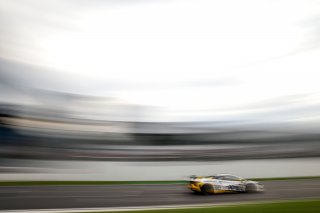#90 - Marc Warren / Jack Brown - Optimum Motorsport McLaren Artura GT4
 | SRO / JEP