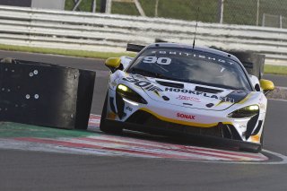#90 - Marc Warren / Jack Brown - Optimum Motorsport McLaren Artura GT4
 | SRO / JEP