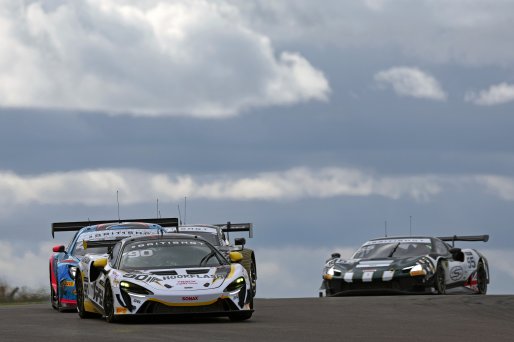 #90 - Marc Warren / Jack Brown - Optimum Motorsport McLaren Artura GT4
 | SRO / JEP