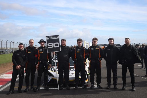 #90 - Marc Warren / Jack Brown - Optimum Motorsport McLaren Artura GT4
 | SRO / JEP