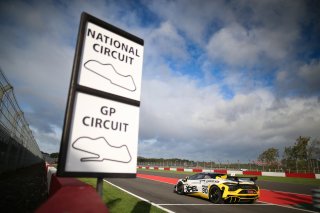 #90 - Marc Warren / Jack Brown - Optimum Motorsport McLaren Artura GT4
 | SRO / JEP