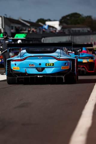#97 - Andrew Howard / Tom Wood - Beechdean Motorsport Ltd Aston Martin Vantage AMR GT3 Evo
 | SRO / JEP