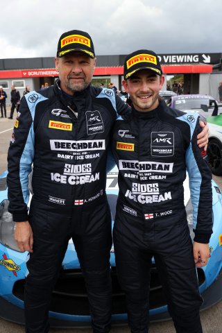 #97 - Andrew Howard / Tom Wood - Beechdean Motorsport Ltd Aston Martin Vantage AMR GT3 Evo
 | SRO / JEP