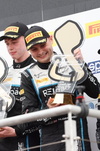 #17 - Harry George - Optimum Motorsport McLaren Artura GT4
 | SRO / JEP