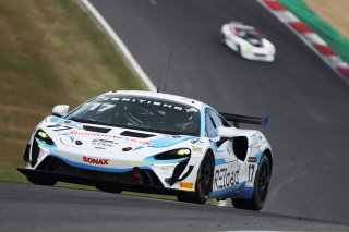 #17 - Harry George / Luca Hopkinson - Optimum Motorsport McLaren Artura GT4
 | SRO / JEP