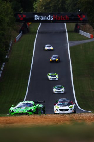 #3 - Jon Kearney / Callum Macleod - Optimum Motorsport McLaren 720S GT3 Evo
 | SRO / JEP