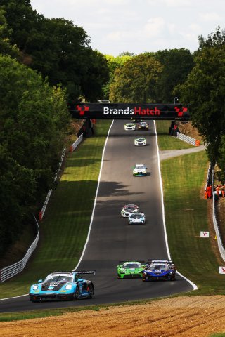 #66 - Nick Jones / Sven Muller - Team Parker Racing Porsche 911 GT3 R (992)
 | SRO / JEP