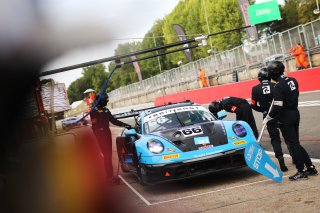 #66 - Nick Jones / Sven Muller - Team Parker Racing Porsche 911 GT3 R (992)
 | SRO / JEP