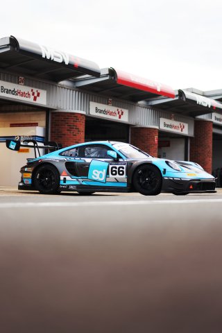 #66 - Nick Jones / Sven Muller - Team Parker Racing Porsche 911 GT3 R (992)
 | SRO / JEP