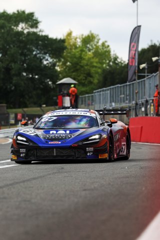 #67 - Simon Orange / Marcus Clutton - Orange Racing by JMH McLaren 720S GT3 Evo
 | SRO / JEP