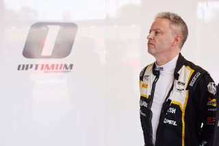 #90 - Marc Warren - Optimum Motorsport McLaren Artura GT4
 | SRO / JEP