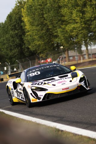 #90 - Marc Warren / Jack Brown - Optimum Motorsport McLaren Artura GT4
 | SRO / JEP