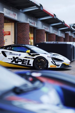 #90 - Marc Warren / Jack Brown - Optimum Motorsport McLaren Artura GT4
 | SRO / JEP