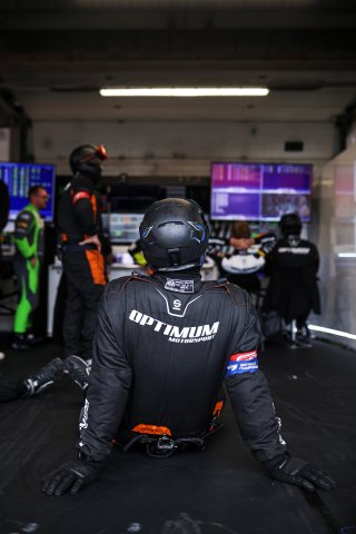 Optimum Motorsport
 | SRO / JEP