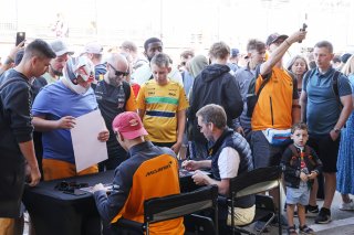 British GT pit walk and autograph session
 | JEP