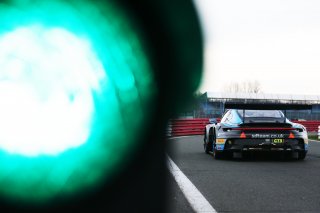 #66 - Harry King / Nick Jones - Team Parker Racing Porsche 911 GT3 R (992)
 | SRO / JEP