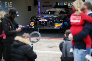 Fans at the Pit Walk, Fans at the Grid Walk
 | SRO / JEP
