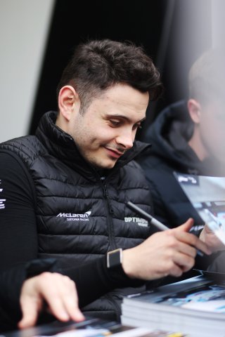 #17 - Harry George - Optimum Motorsport McLaren Artura GT4
 | SRO / JEP