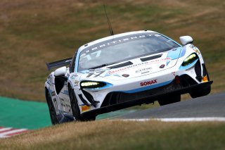 #17 - Harry George / Luca Hopkinson - Optimum Motorsport McLaren Artura GT4
 | SRO / JEP