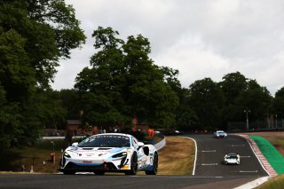 #17 - Harry George / Luca Hopkinson - Optimum Motorsport McLaren Artura GT4
 | SRO / JEP
