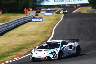 #17 - Harry George / Luca Hopkinson - Optimum Motorsport McLaren Artura GT4
 | SRO / JEP