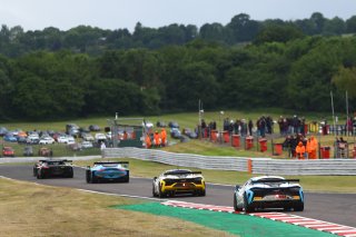 #17 - Harry George / Luca Hopkinson - Optimum Motorsport McLaren Artura GT4
 | SRO / JEP