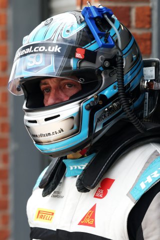 #66 - Nick Jones - Team Parker Racing Porsche 911 GT3 R (992) | SRO / JEP