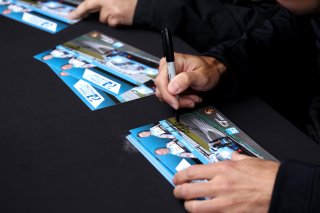 #66 - Nick Jones / Sven Muller - Team Parker Racing Porsche 911 GT3 R (992)
 | SRO / JEP