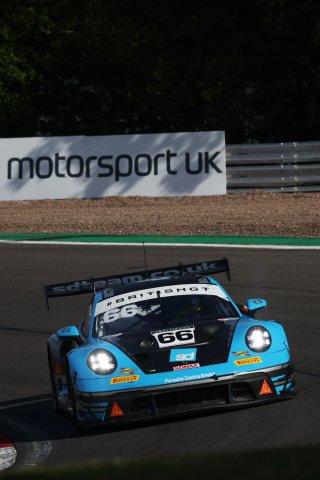 #66 - Nick Jones / Sven Muller - Team Parker Racing Porsche 911 GT3 R (992)
 | SRO / JEP