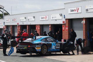 #66 - Nick Jones / Sven Muller - Team Parker Racing Porsche 911 GT3 R (992)
 | SRO / JEP
