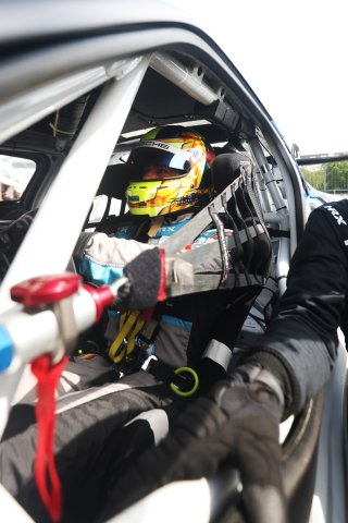 #66 - Sven Muller- Team Parker Racing Porsche 911 GT3 R (992)
 | SRO / JEP