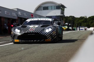 #7 - Giacomo Petrobelli / Jonathan Adam - Blackthorn Aston Martin Vantage AMR GT3 Evo | SRO / JEP