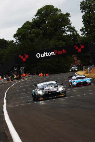 #7 - Giacomo Petrobelli / Jonathan Adam - Blackthorn Aston Martin Vantage AMR GT3 Evo
 | SRO / JEP