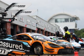 #77 - Morgan Tillbrook / Marvin Kirchhofer - Optimum Motorsport McLaren 720S GT3 Evo | SRO / JEP