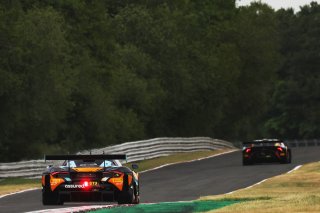 #77 - Morgan Tillbrook / Marvin Kirchhofer - Optimum Motorsport McLaren 720S GT3 Evo | SRO / JEP