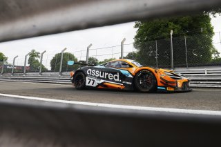 #77 - Morgan Tillbrook / Marvin Kirchhofer - Optimum Motorsport McLaren 720S GT3 Evo | SRO / JEP
