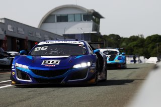 #86 - Chun Cheong Ip / Luke Garlick - Bridger Motorsport Honda NSX GT3 Evo II
 | SRO / JEP