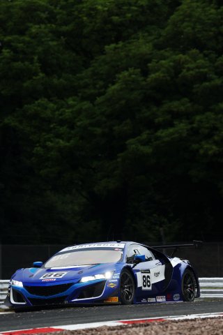 #86 - Chun Cheong Ip / Luke Garlick - Bridger Motorsport Honda NSX GT3 Evo II
 | SRO / JEP