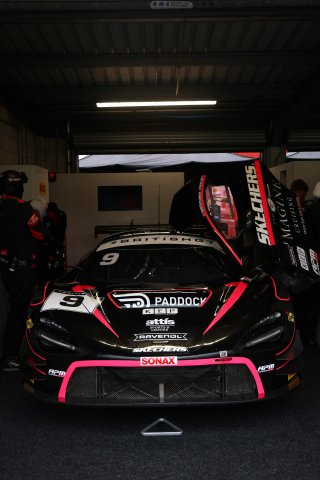 #9 - Mark Smith / Martin Plowman - Paddock Motorsport McLaren 720S GT3 Evo
 | SRO / JEP