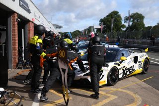 #90 - Marc Warren / Jack Brown - Optimum Motorsport McLaren Artura GT4
 | SRO / JEP