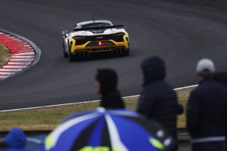 #90 - Marc Warren / Jack Brown - Optimum Motorsport McLaren Artura GT4
 | SRO / JEP