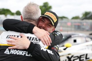 #90 - Marc Warren / Jack Brown - Optimum Motorsport McLaren Artura GT4
 | SRO / JEP