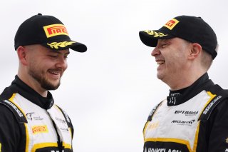 #90 - Marc Warren / Jack Brown - Optimum Motorsport McLaren Artura GT4
 | SRO / JEP