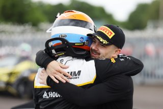 #90 - Marc Warren / Jack Brown - Optimum Motorsport McLaren Artura GT4
 | SRO / JEP