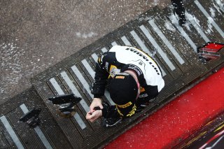 #90 - Marc Warren - Optimum Motorsport McLaren Artura GT4
 | SRO / JEP