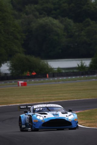 #97 - Andrew Howard / Tom Wood - Beechdean Motorsport Ltd Aston Martin Vantage AMR GT3 Evo | SRO / JEP
