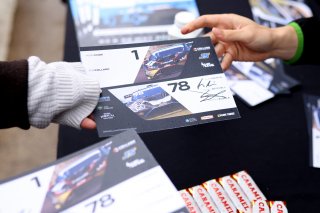 Autograph session and pit walk
 | SRO / JEP