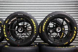Pirelli Tyres
 | SRO / JEP