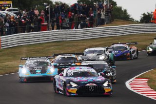Start of Race 2 at Oulton Park - #18 - Kevin Tse / Maximilian Gotz - 2 Seas Motorsport Mercedes-AMG GT3 Evo leads
 | JEP