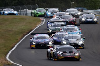 Start of the GT3 Race - #1 - Rob Collard / Hugo Cook - Barwell Motorsport Lamborghini Huracan GT3 Evo2 lead
 | SRO / JEP